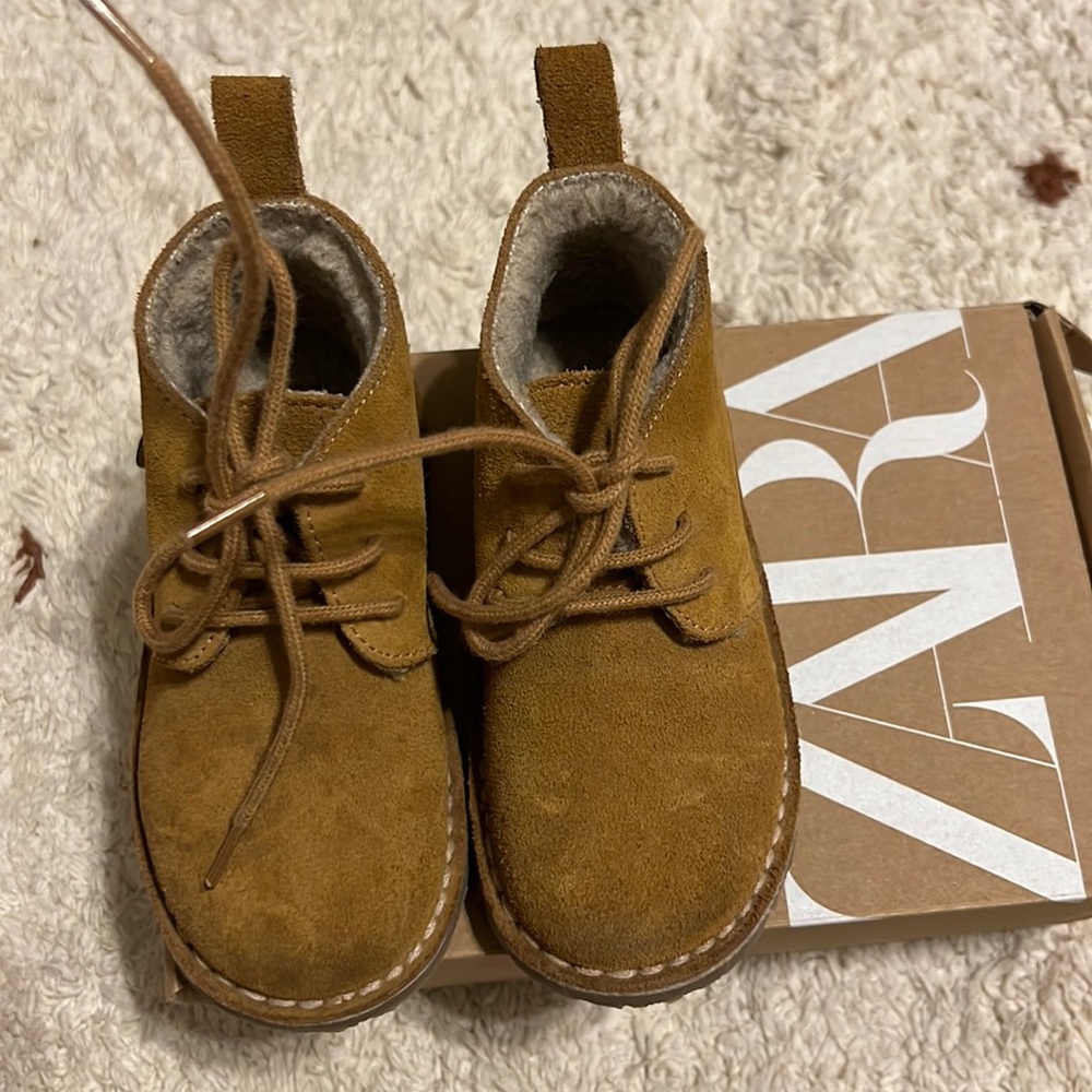 Zara boys suede lace up boots size 7